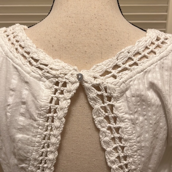 83. ๐HP๐. Free People Megan Crochet Top in Ivory - Picture 14 of 17